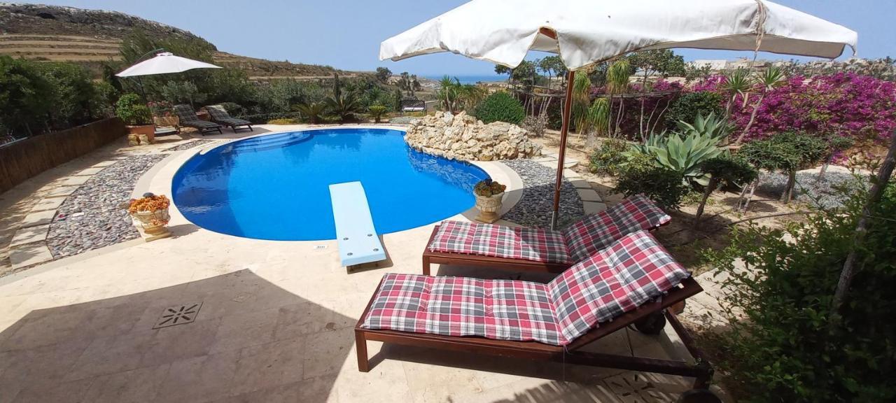 Dar Ta' Xmun - Idyllic Farmhouse With Pool, Garden, Seaview & Sunset 圣劳伦斯 外观 照片